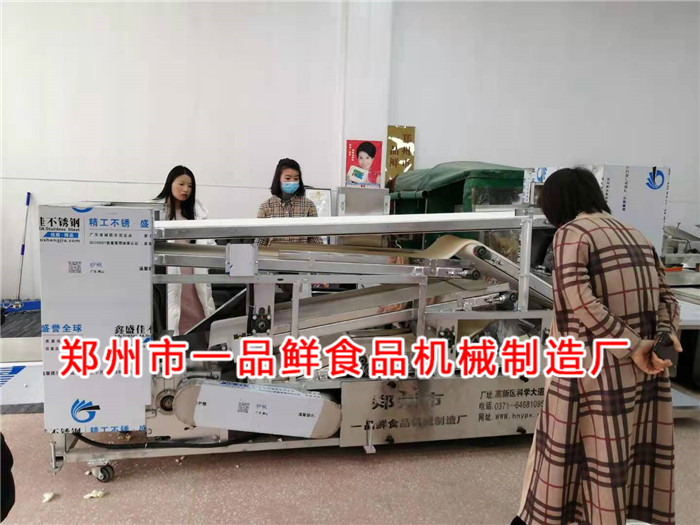 陜西客戶(hù)更換大型燴面機(jī)(圖2)