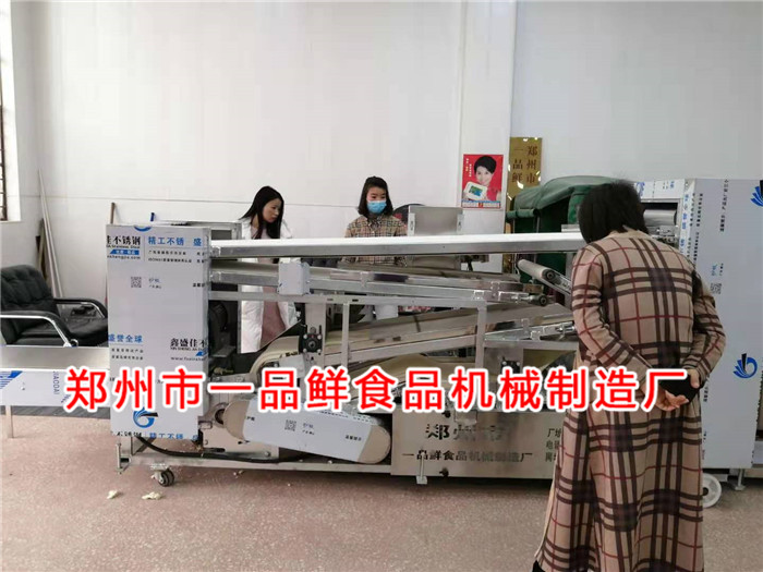陜西客戶(hù)更換大型燴面機(jī)(圖3)